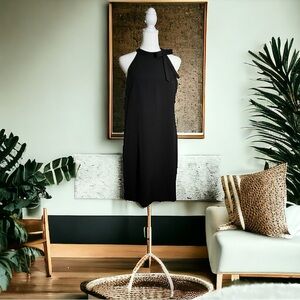 Maggy London Women’s Black Halter Dress With Bow Embellishment Size 10.